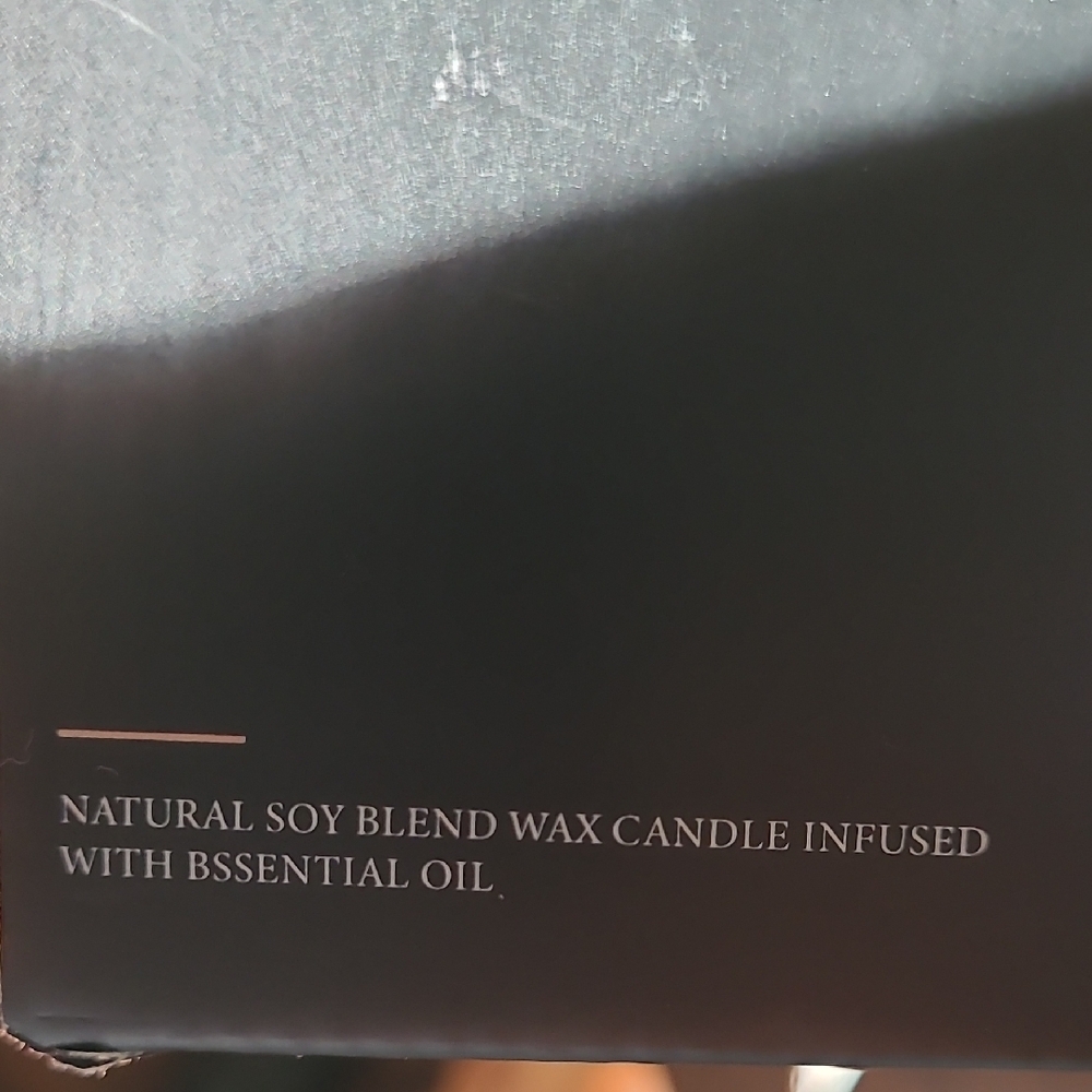 Dex Rosemary & Lavender Candle - Picture 9 of 14